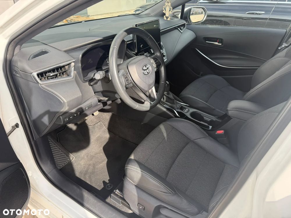 Toyota Corolla 1.8 Hybrid Executive - 12