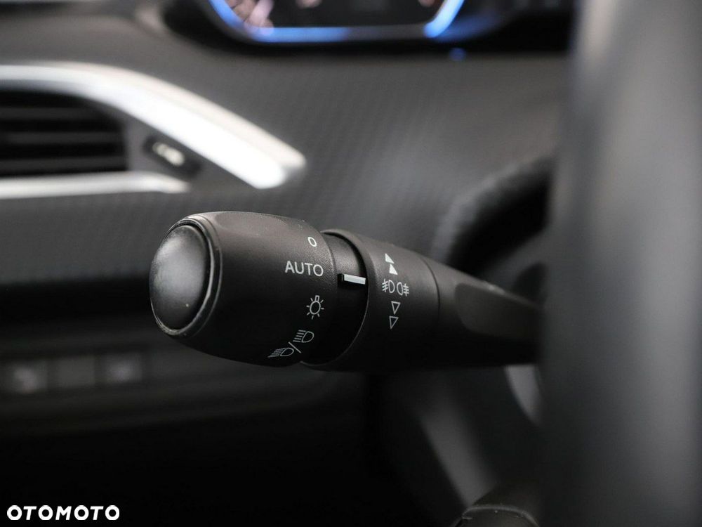 Peugeot 2008 1.2 Pure Tech Crossway S&S EAT6 - 34