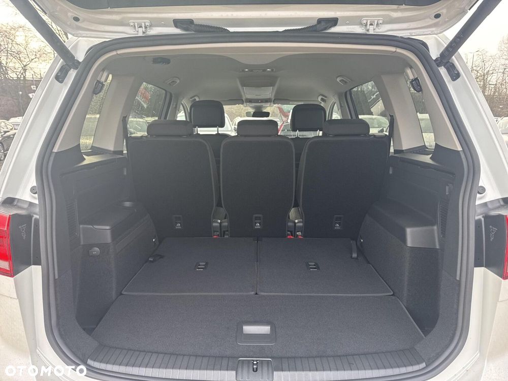 Volkswagen Touran 1.5 TSI EVO Comfortline Plus DSG - 25