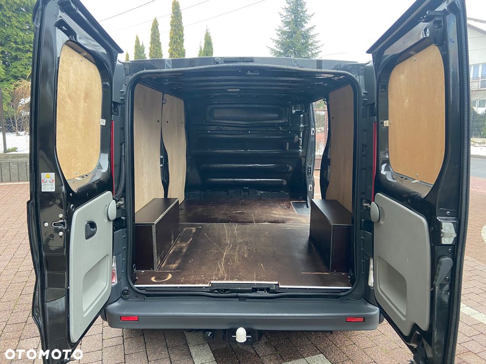 Renault Trafic - 16