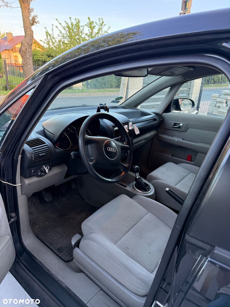 Audi A2 1.4 - 9