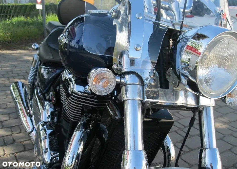 Triumph Thunderbird - 12