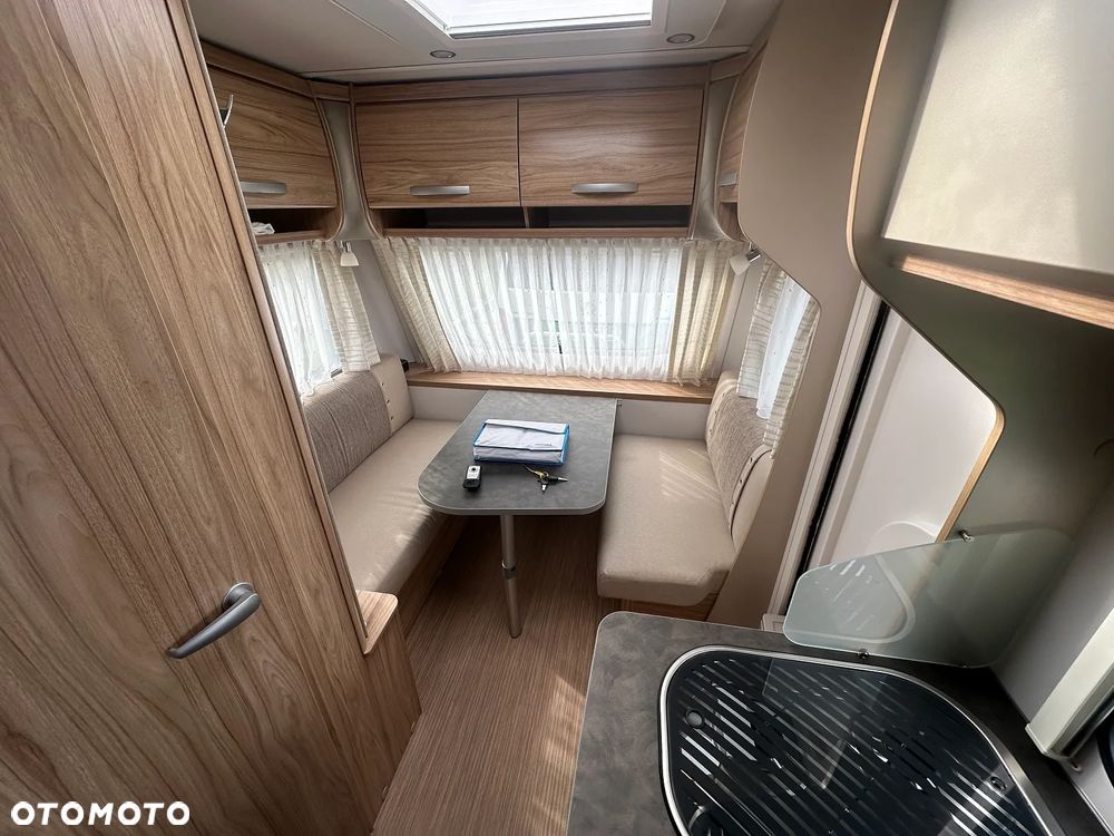 Hymer-Eriba Nova Light ENL 442 - 25