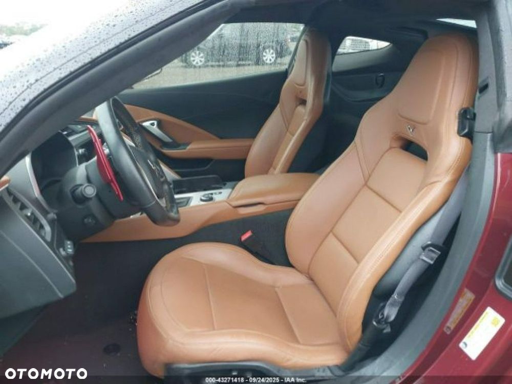 Chevrolet Corvette - 6