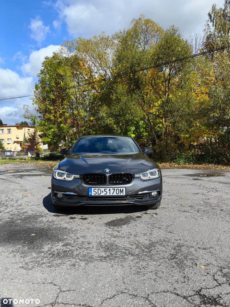BMW Seria 3 320d Luxury Line - 13