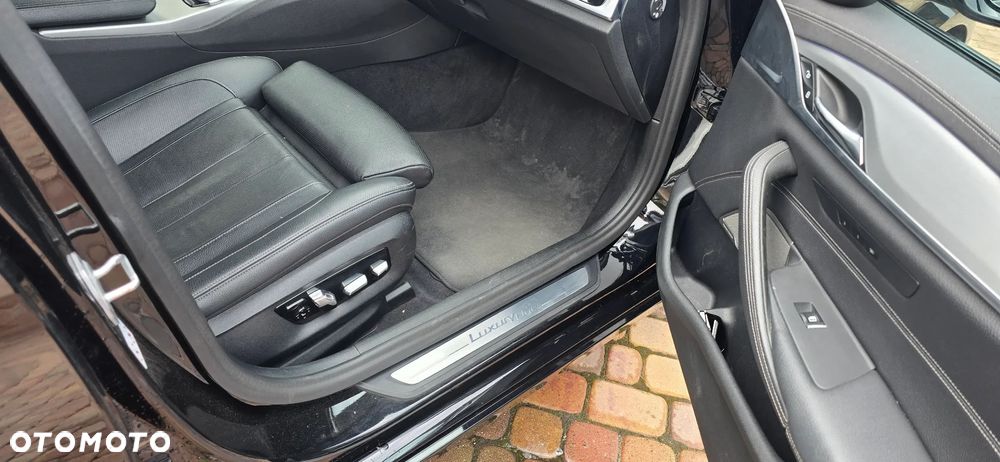 BMW Seria 5 520d Luxury Line - 10