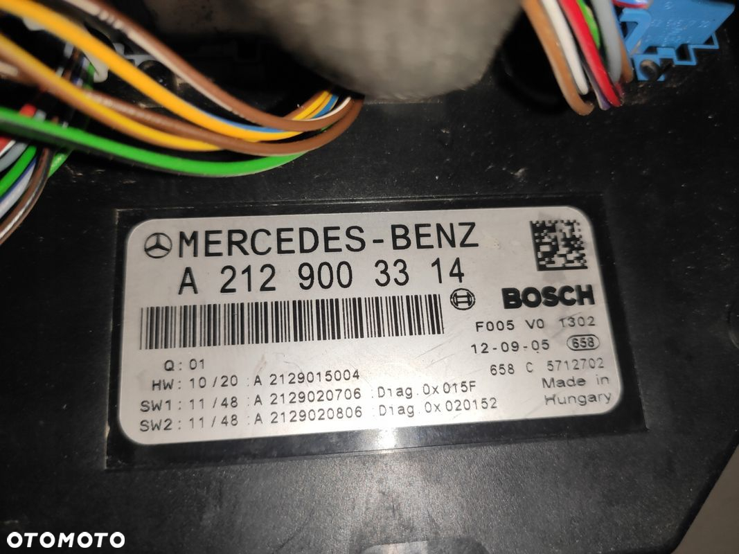 MERCEDES C-KLASA W204 LIFT W212 SKRZYNKA BEZPIECZNIKÓW SAM A2129003314 - 8