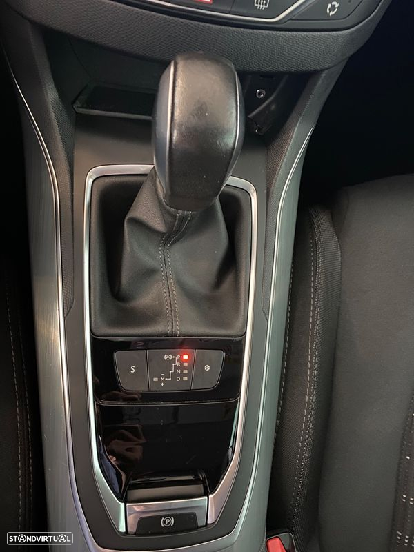 Peugeot 308 SW - 10