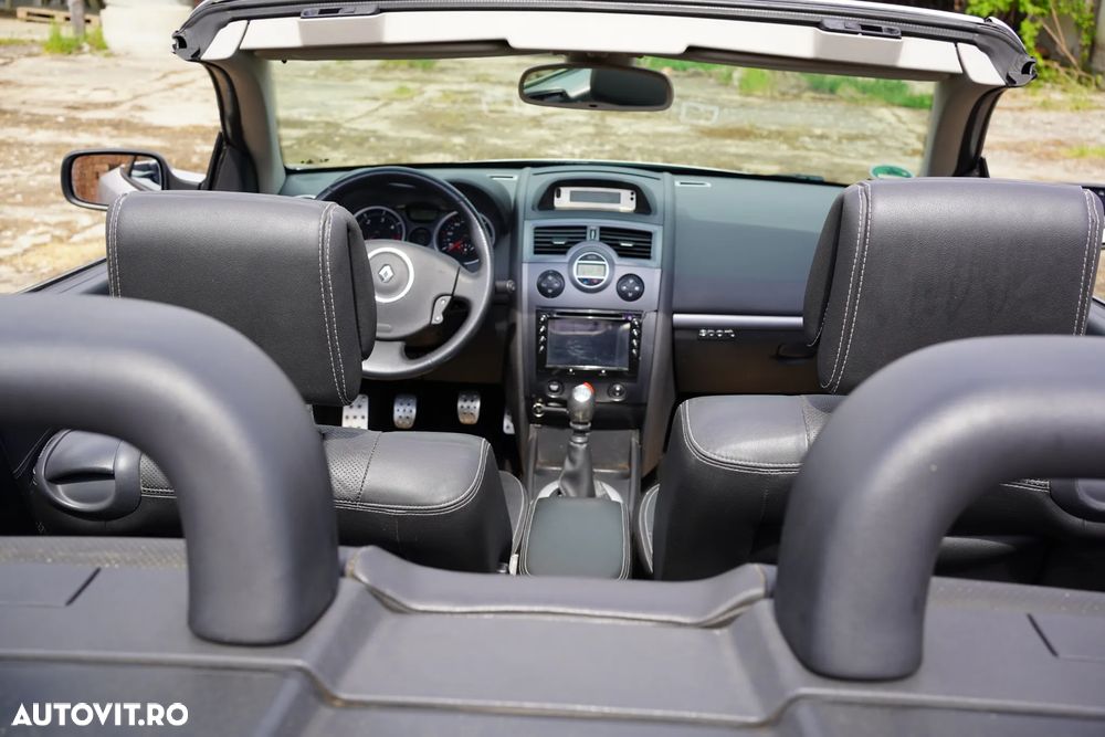 Renault Megane II 1.9 dCI Dynamique - 17