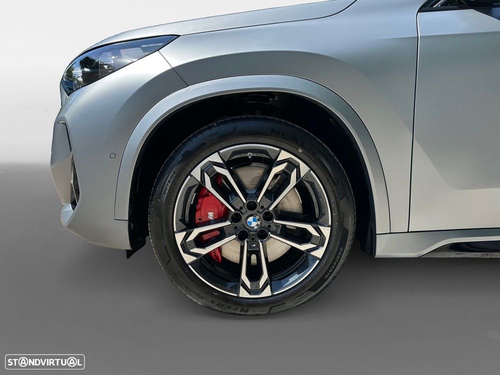 BMW iX1 eDrive20 - 15