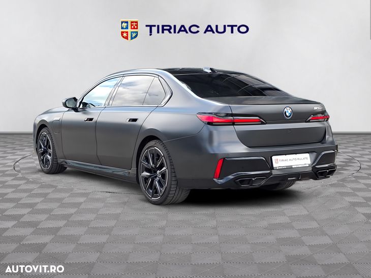 BMW M7 - 3