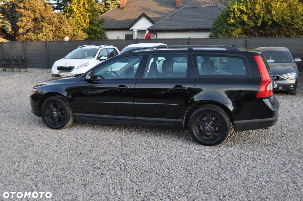 Volvo V70 2.0 - 15