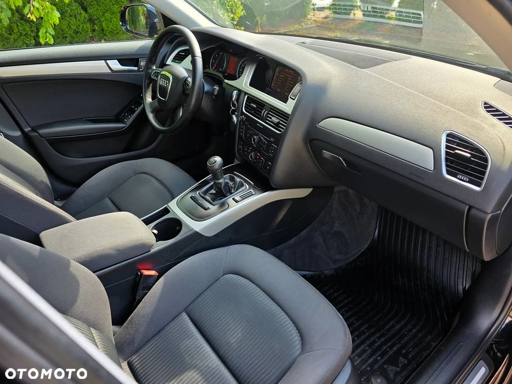 Audi A4 Avant - 26