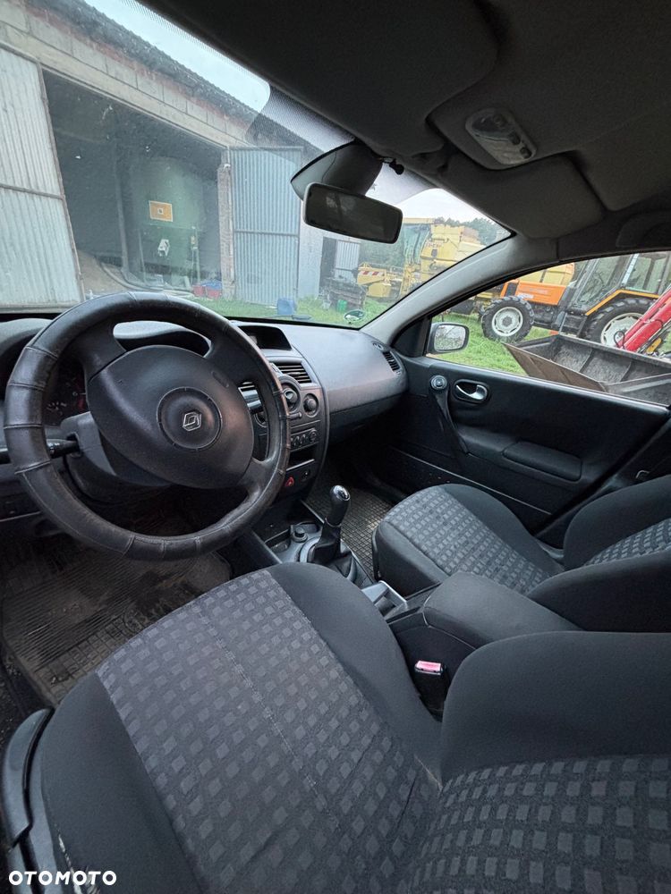 Renault Megane 1.6 16V Confort Authentique - 10