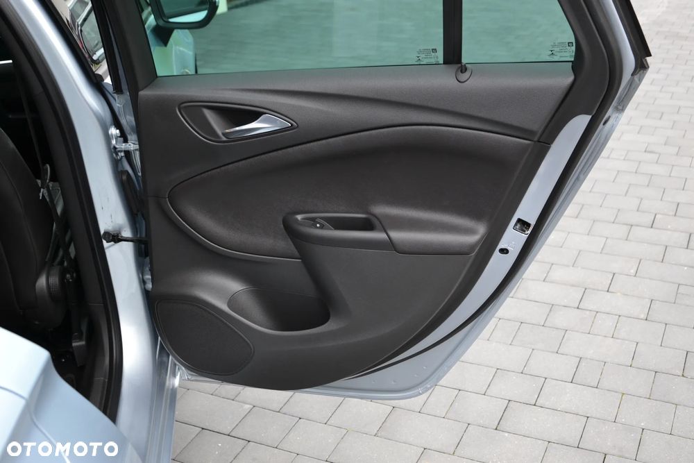 Opel Astra 1.6 CDTI Dynamic S&S - 35