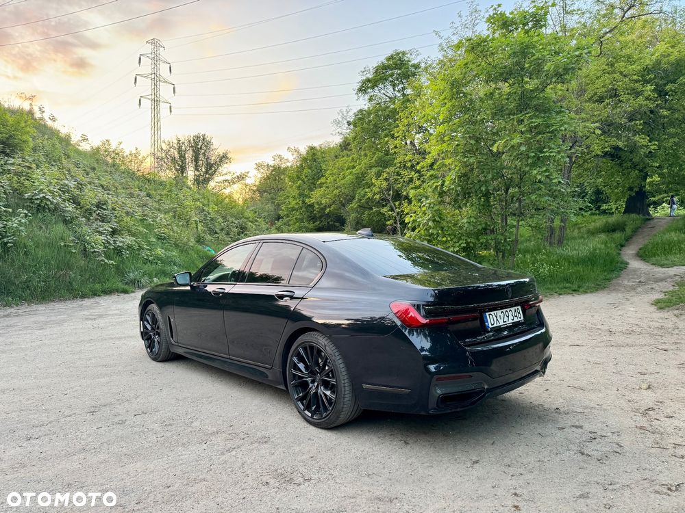 BMW Seria 7 750d xDrive sport - 3