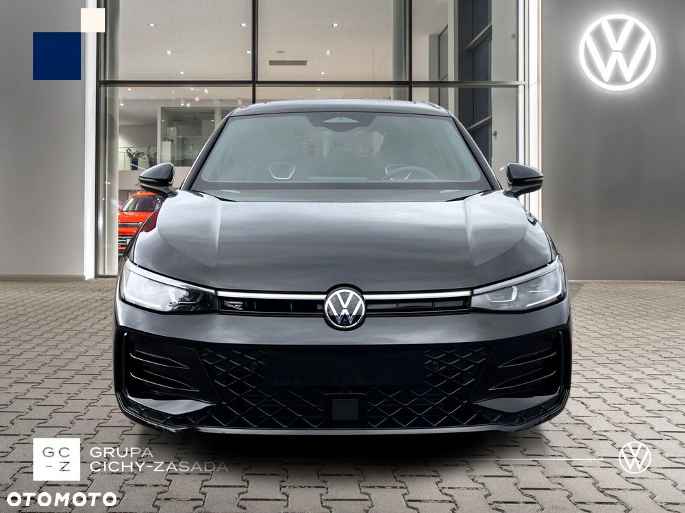Volkswagen Passat Variant 2.0 TDI SCR R-Line Plus DSG - 9