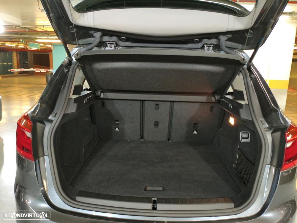 BMW 216 Active Tourer d - 9