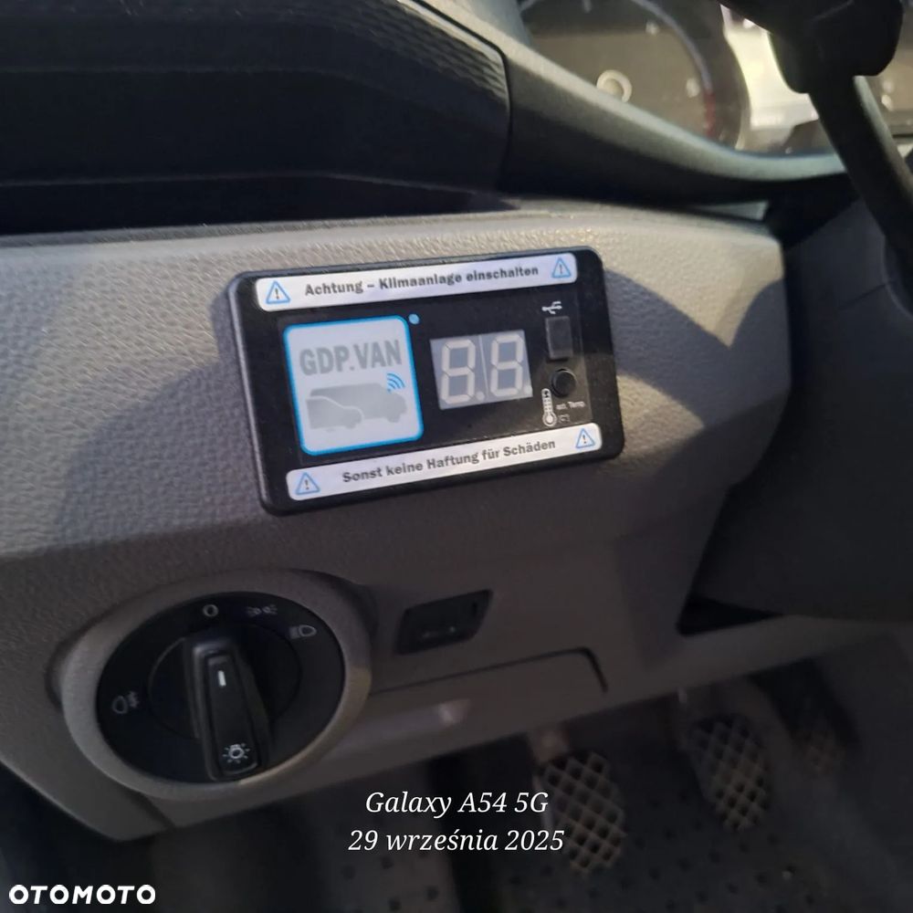 Volkswagen Transporter - 10