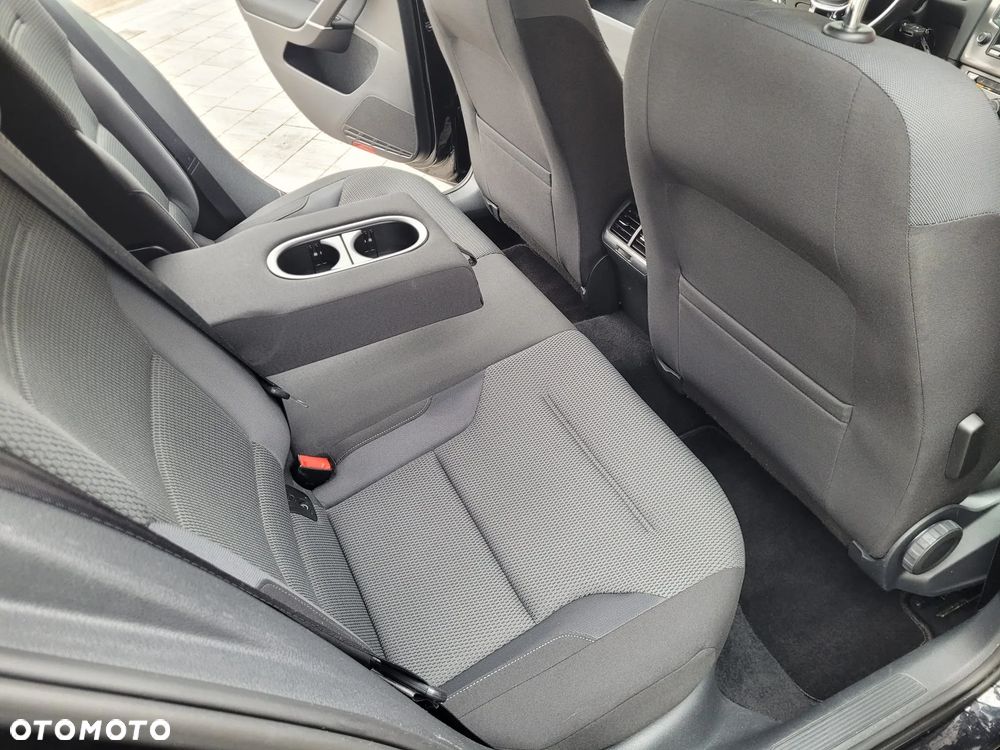 Volkswagen Golf 1.2 TSI BMT Trendline - 30