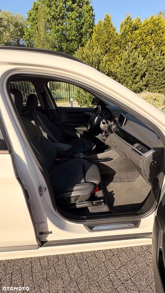 BMW X1 sDrive18i Sport Line - 6