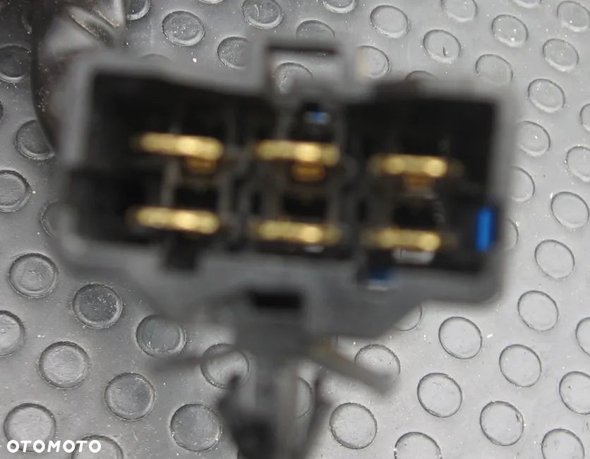 stacyjka kostka kluczyk KIA CARENS III benzyna - 4