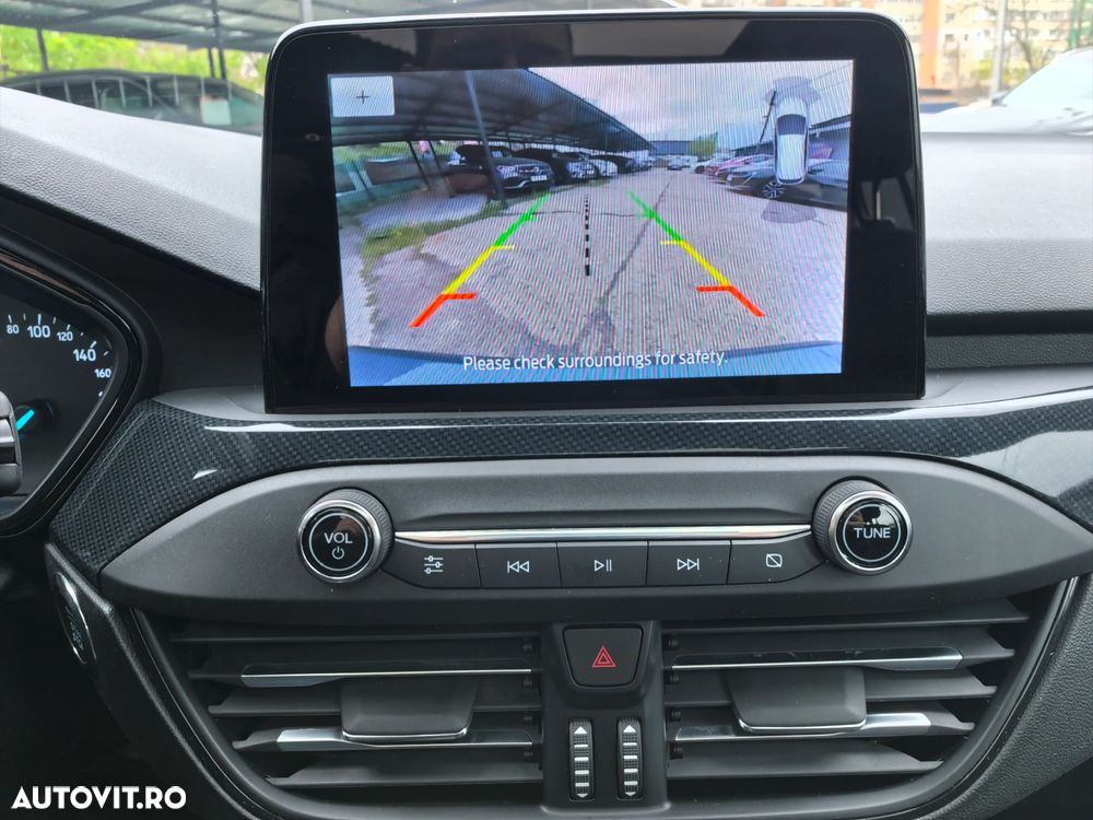 Ford Focus 1.5 EcoBlue Start-Stopp-System Aut. ST-LINE - 8