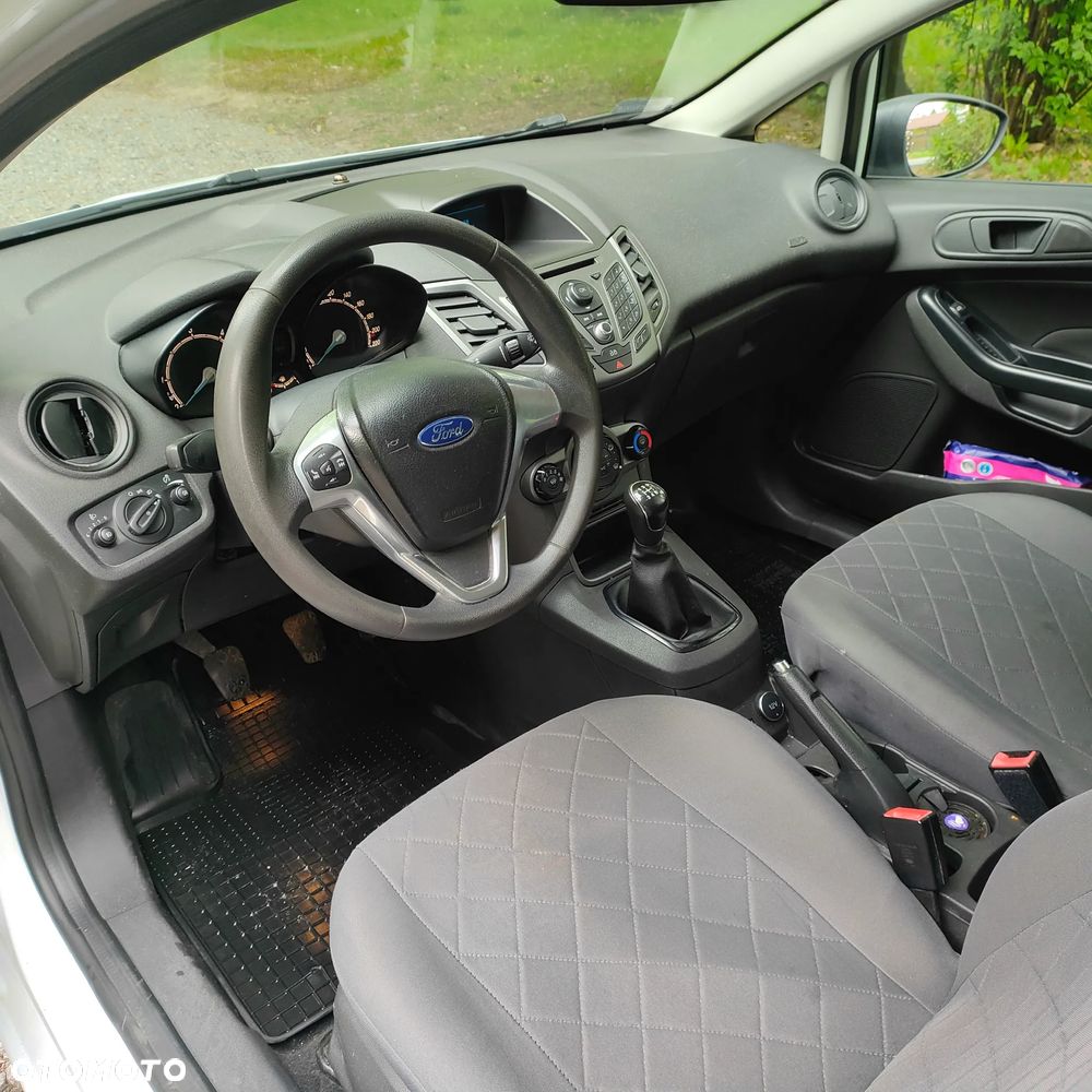 Ford Fiesta 1.5 TDCi Trend - 11