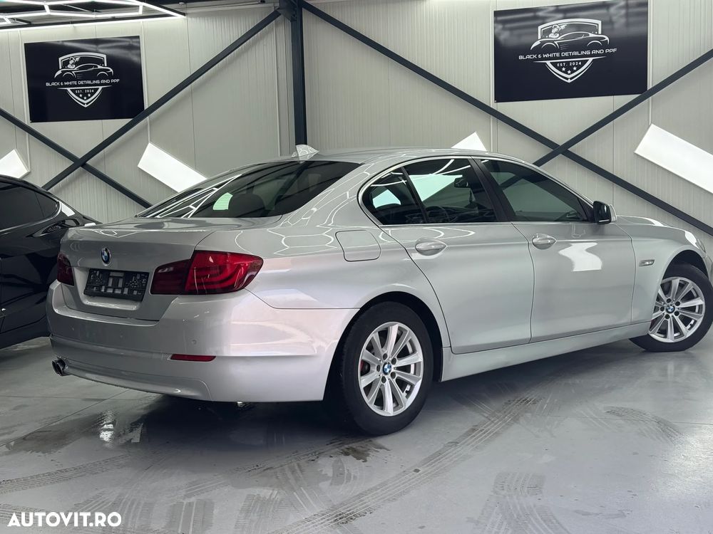 BMW Seria 5 525d Sport-Aut. - 4