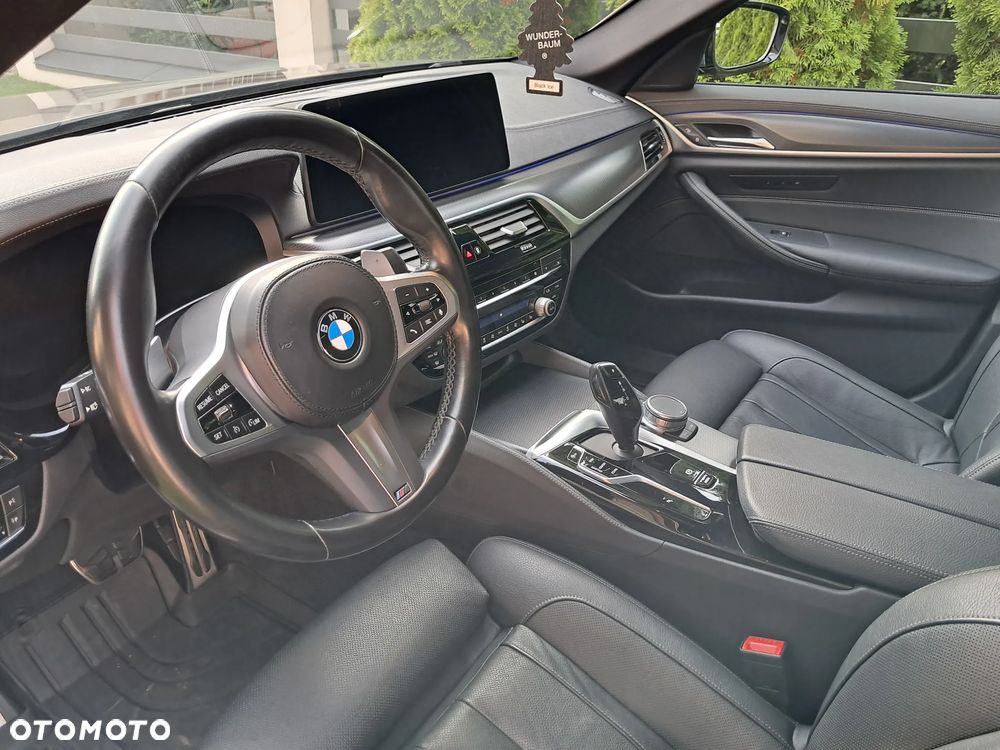 BMW Seria 5 530i xDrive M Sport sport - 22