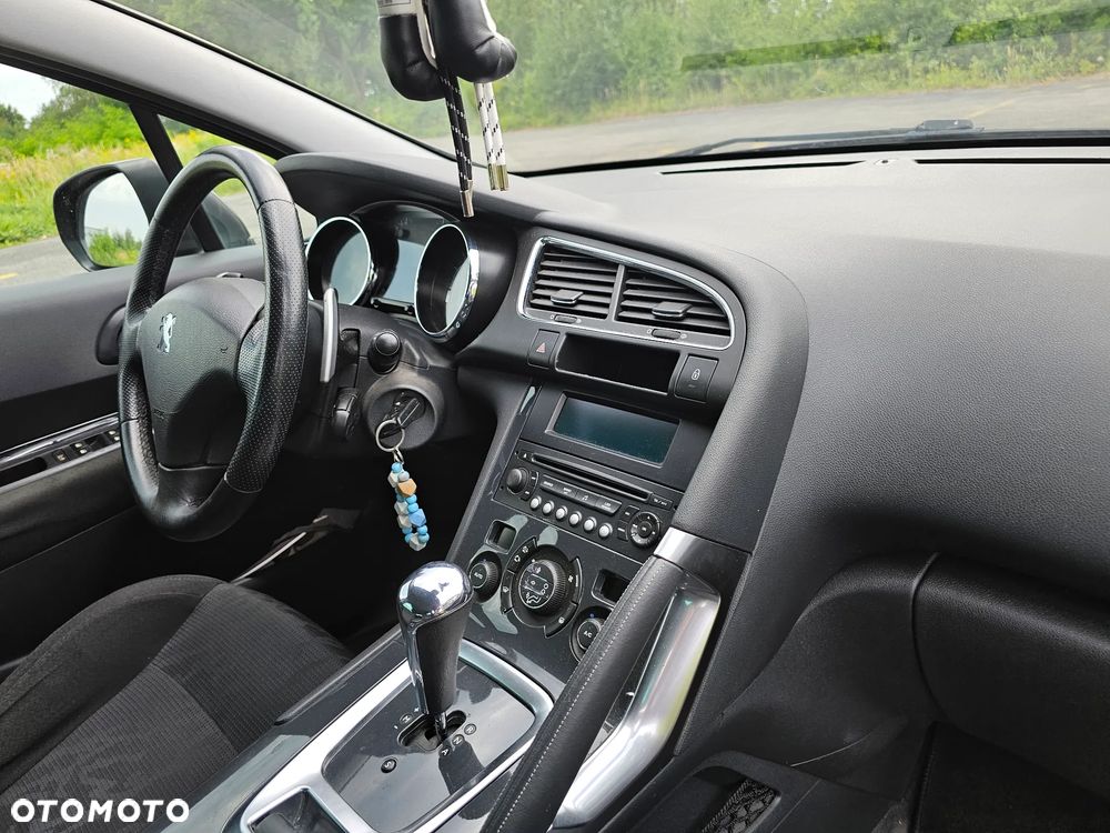 Peugeot 3008 - 19