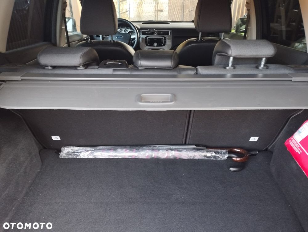 Ford Kuga 2.0 TDCi 4WD Titanium - 28