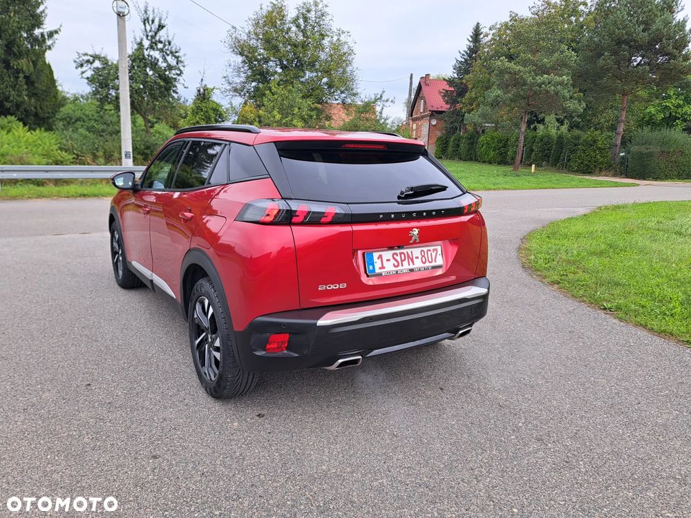 Peugeot 2008 1.2 Pure Tech GPF Allure S&S EAT6 - 10