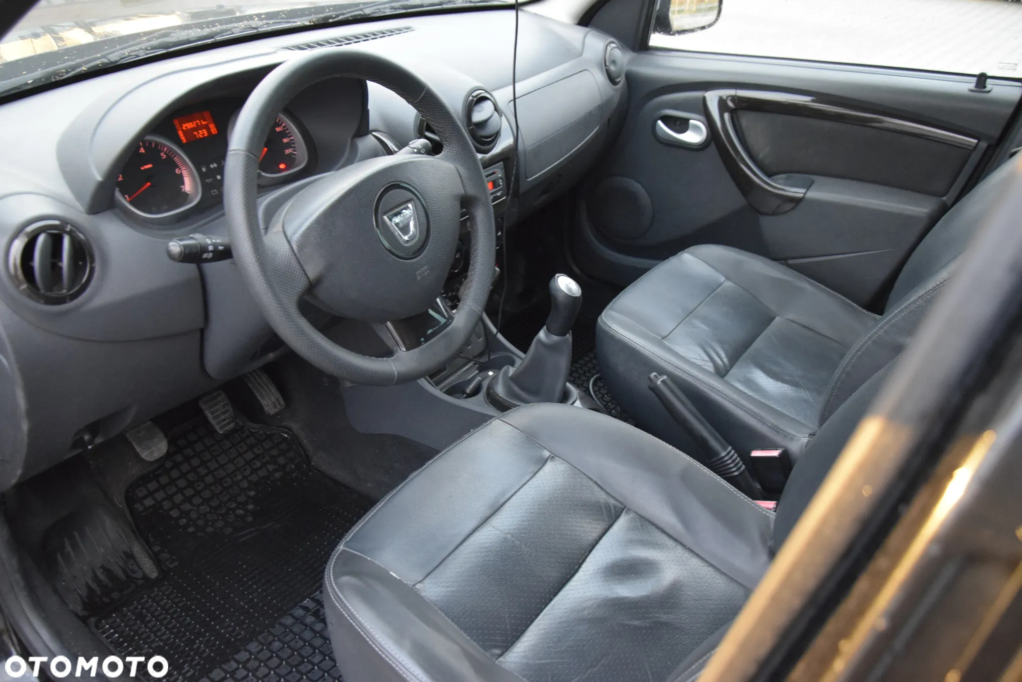Dacia Duster 1.5 dCi Ambiance - 13
