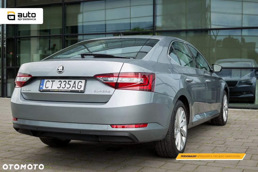 Skoda Superb 2.0 TDI Style DSG - 13