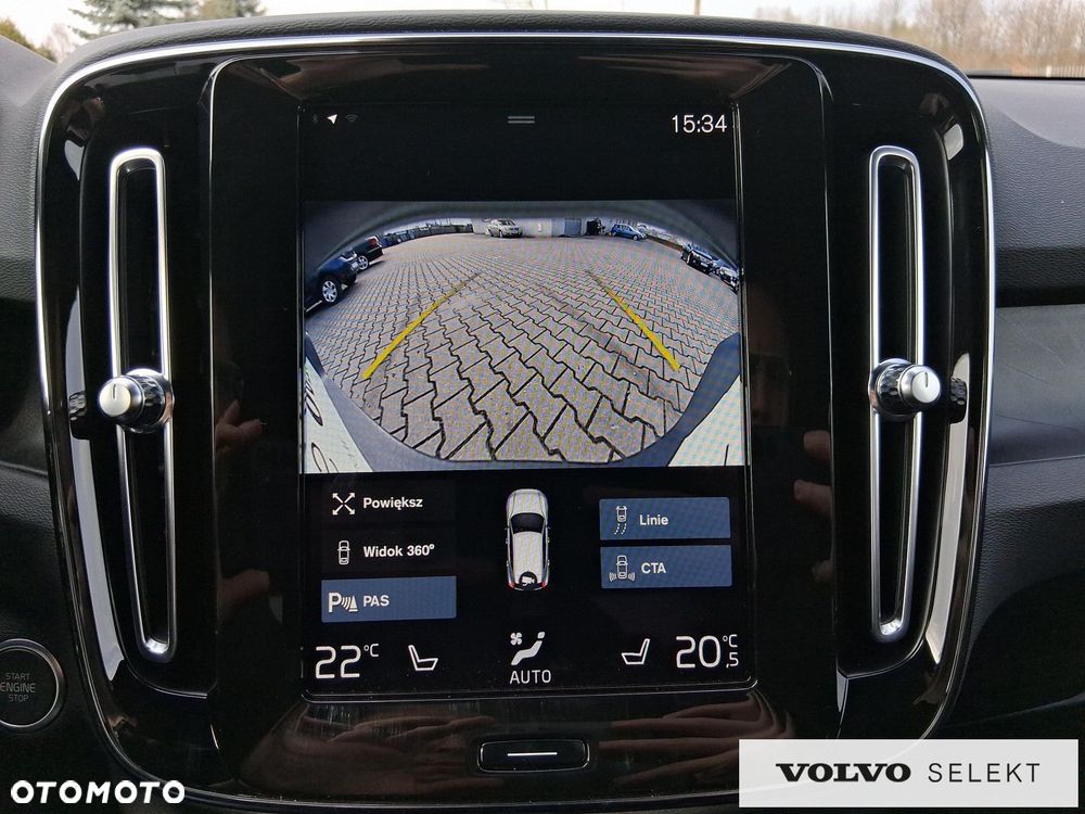 Volvo XC 40 - 25