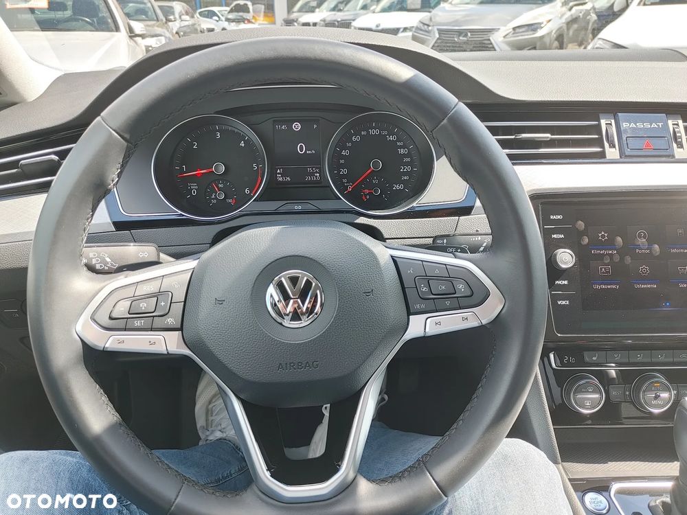 Volkswagen Passat Variant 2.0 TDI Business DSG - 14