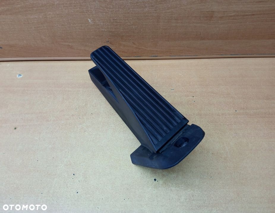 POTENCJOMETR GAZU VOLVO XC90 II 2.0 T6 EUROPA - 1