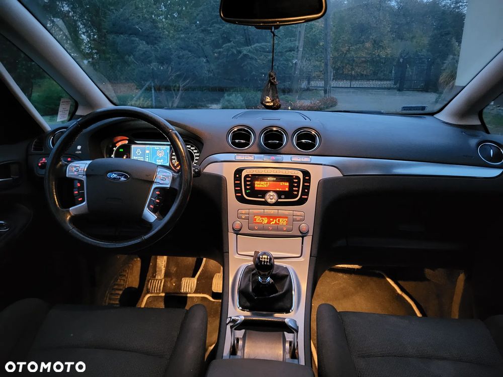 Ford S-Max 2.0 TDCi Titanium - 9