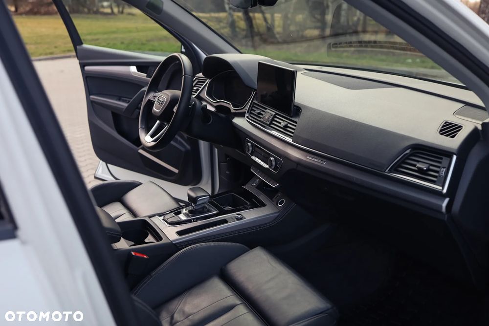 Audi Q5 55 TFSI e Quattro S Line S tronic - 23