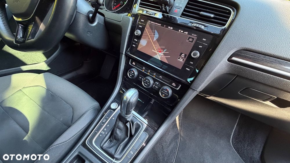 Volkswagen Golf 1.6 TDI BlueMotion Technology DSG Comfortline - 33