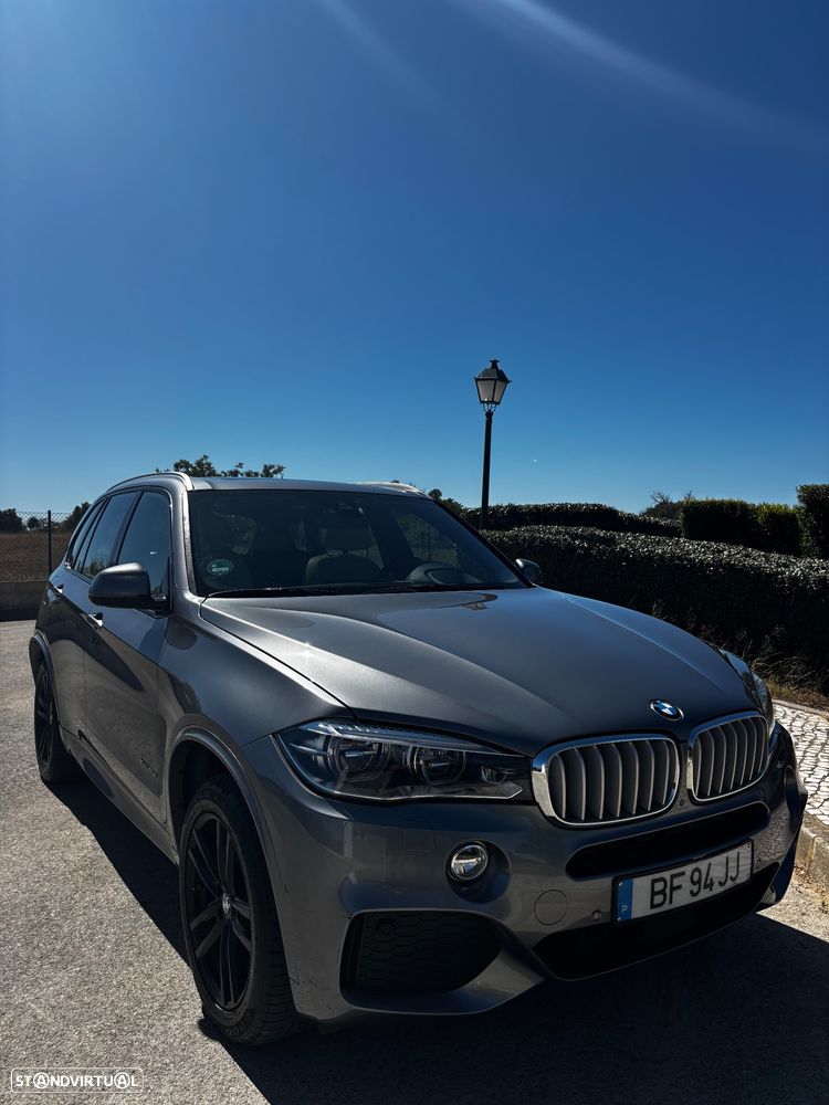 BMW X5 xDrive40e — fotografia 15