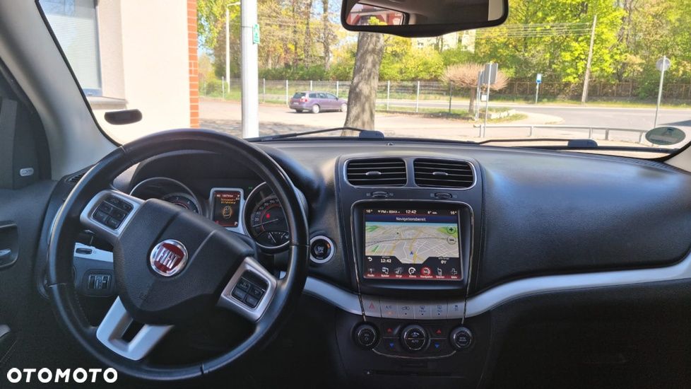 Fiat Freemont 2.0 Multijet Black Code AWD - 11