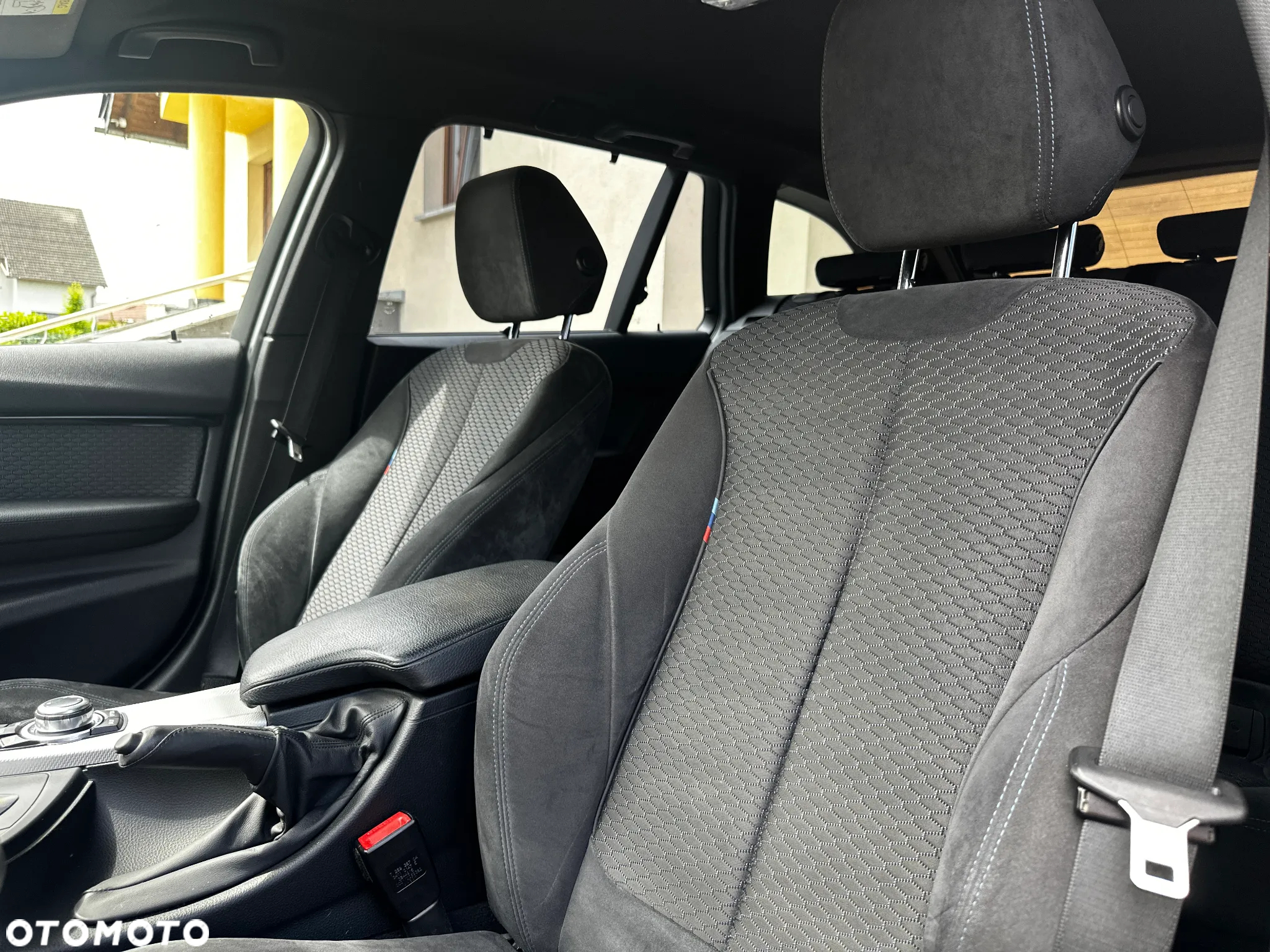 BMW Seria 3 318d Touring Edition M Sport Shadow - 25