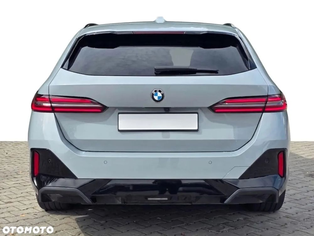 BMW Seria 5 520d xDrive mHEV M Sport - 6