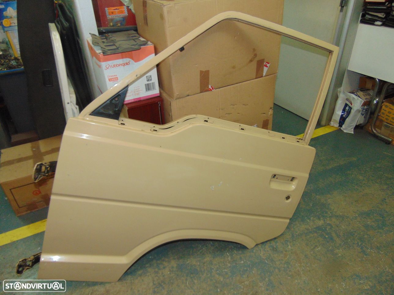 Toyota Hiace LH51/50 porta - 1