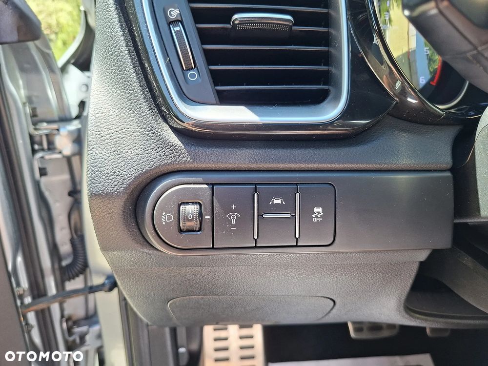 Kia Ceed - 19