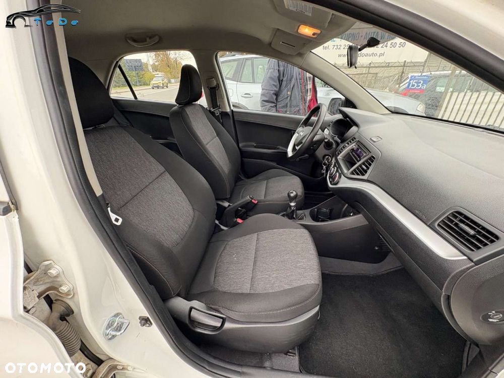 Kia Picanto 1.0 ISG Fifa World Cup Edition - 24