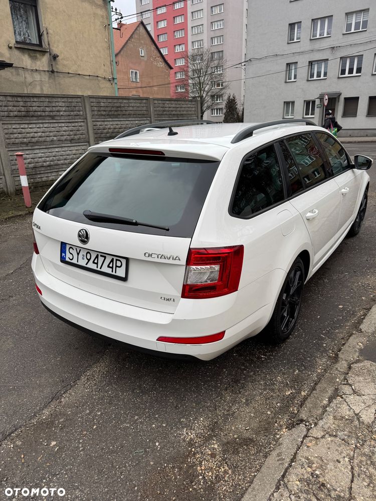 Skoda Octavia 2.0 TDI (Green tec) 4x4 DSG RS - 9