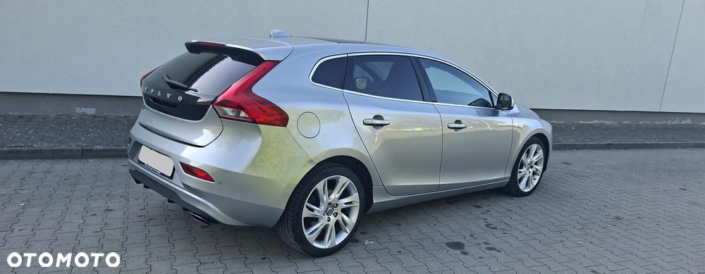 Volvo V40 D2 R-Design Summum - 10